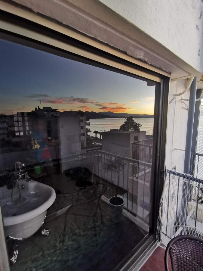 Artemida Apartment Лутра Едипсу Екстериор снимка