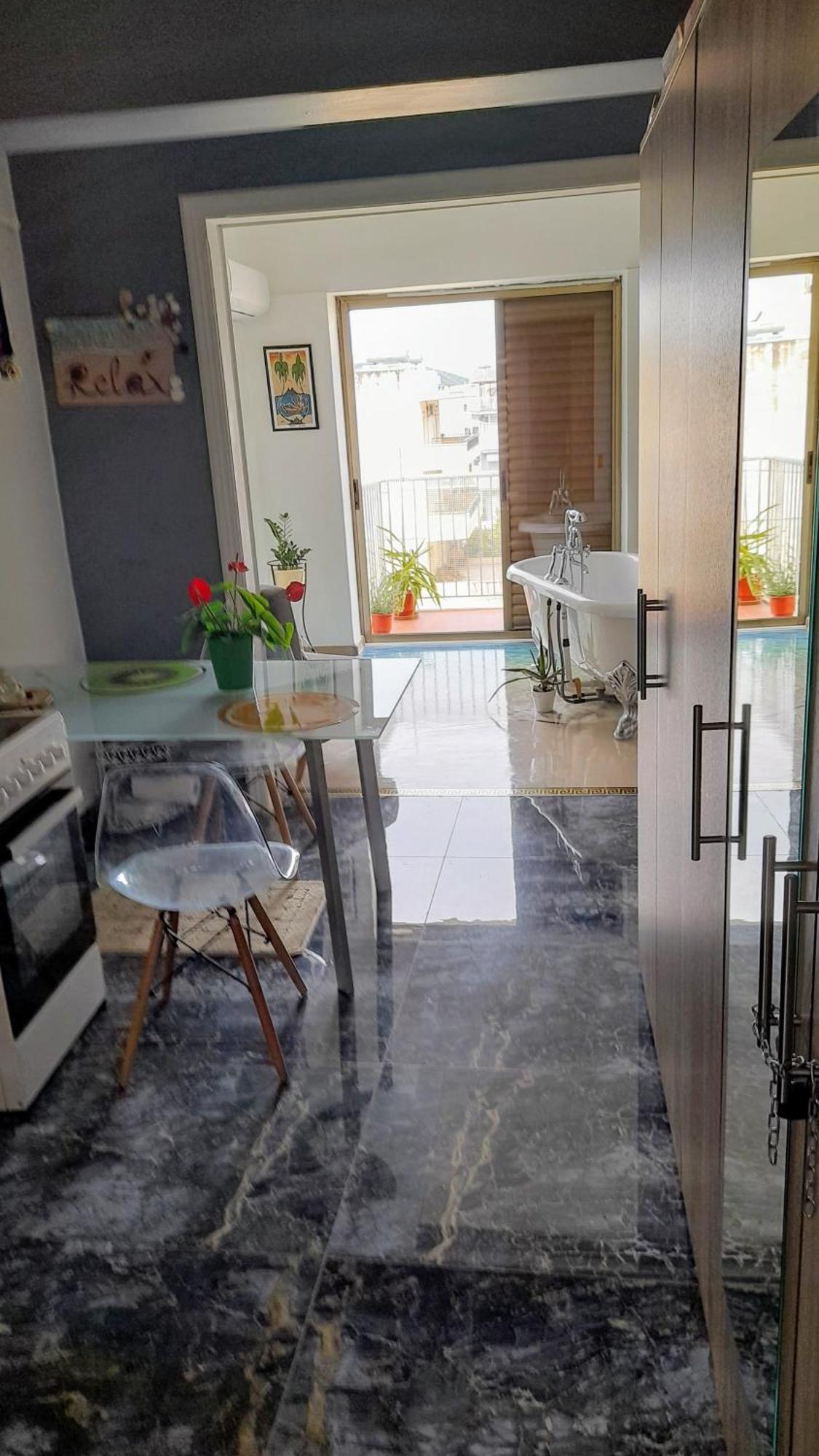 Artemida Apartment Лутра Едипсу Екстериор снимка